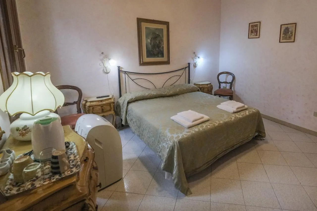 Bed and Breakfast Ca'Salvador Venezia 0*,