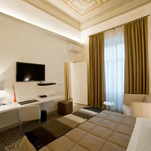 bnb-town-house-cavour.catania-hotels.net/