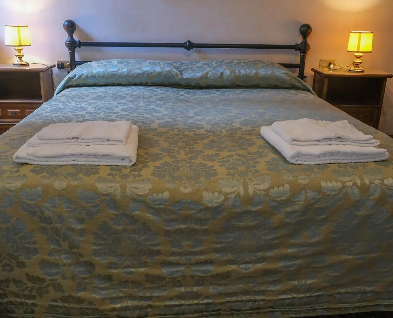 ヴェネツィア Ca'Salvador Bed & Breakfast