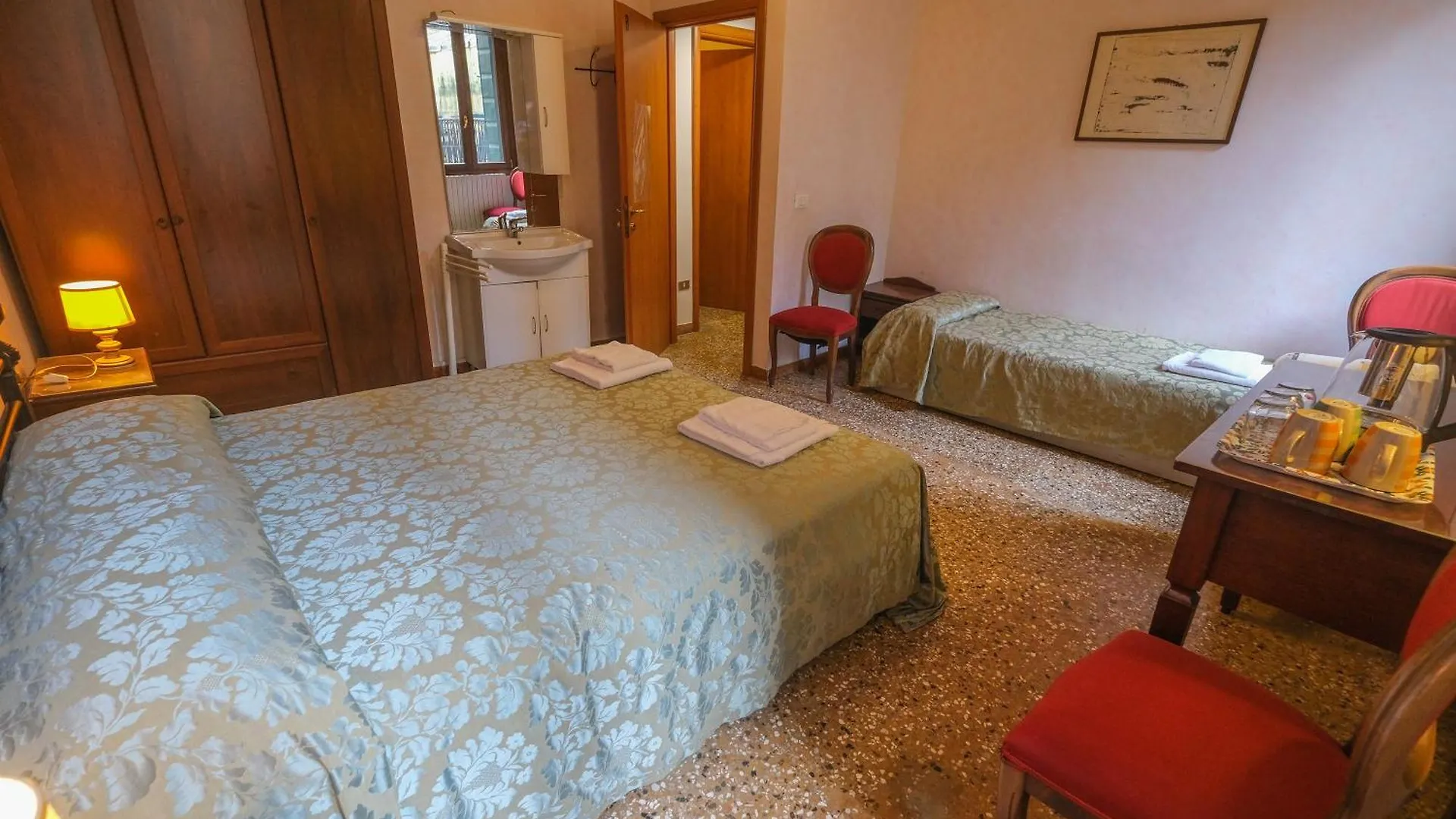 ヴェネツィア Ca'Salvador Bed & Breakfast 0*,